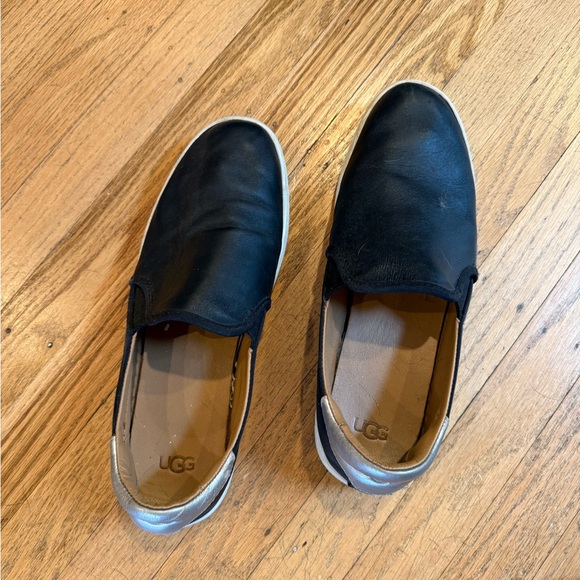 UGG Leather Slip-On Sneakers – Black & Metallic – Women’s 10 - Picture 2 of 9